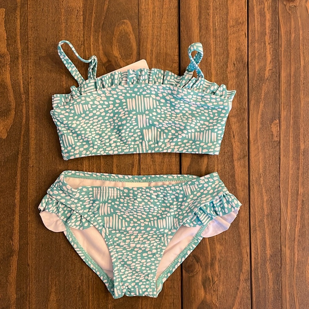 NWT SNAPPER ROCK
Little Girl Spearmint Spot Frilled Bandeau Two-p…